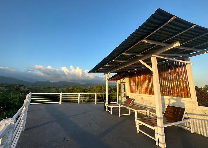 Medewi Secret Surfcamp Guest house
