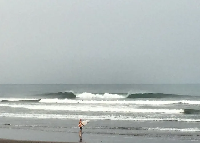 Medewi Secret Surfcamp 4* Pulukan