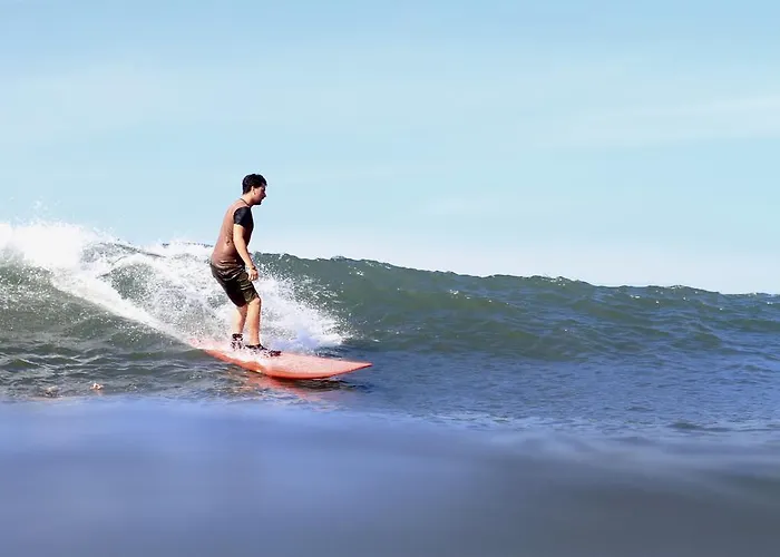 Medewi Secret Surfcamp Pulukan
