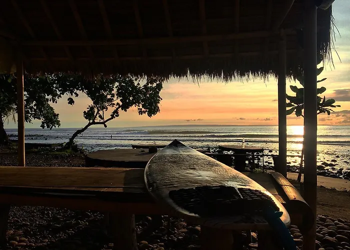 Medewi Secret Surfcamp Pulukan