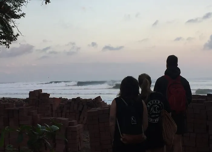 Guest house Medewi Secret Surfcamp Pulukan